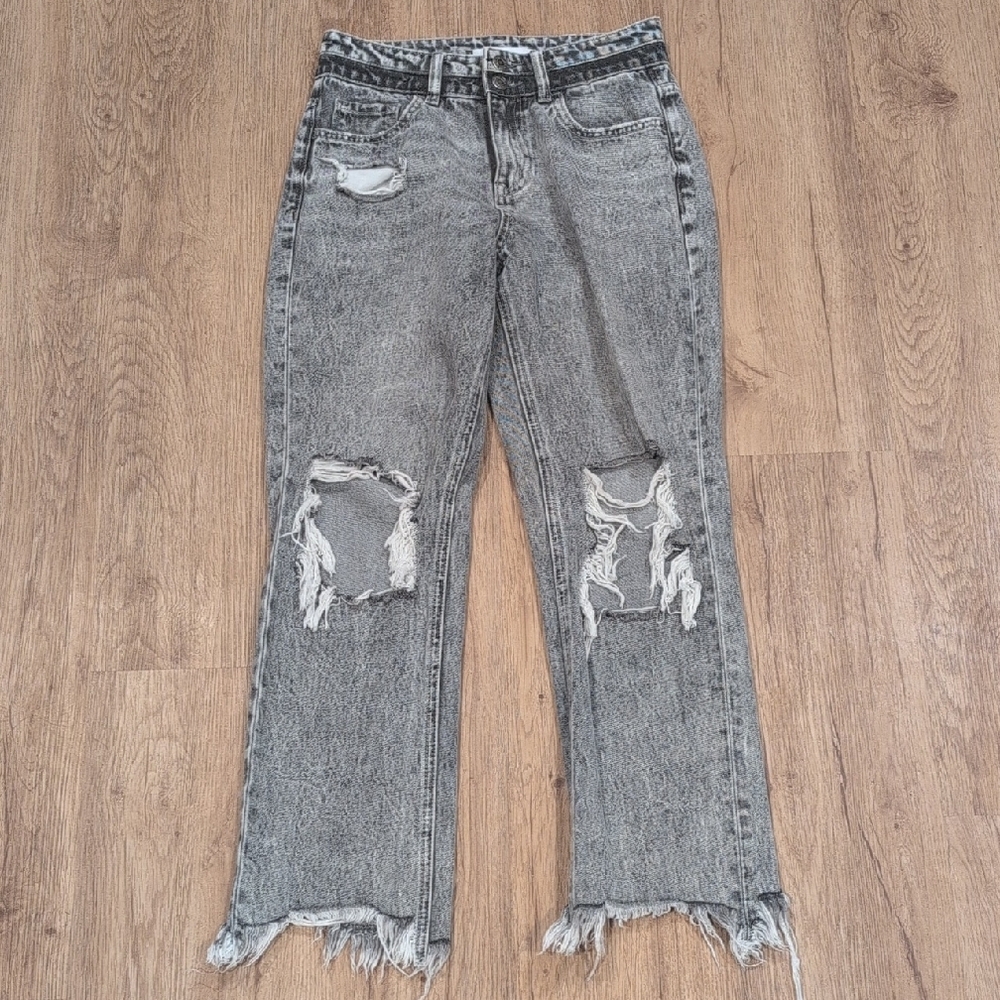 Distressed Gray Women's Jeans